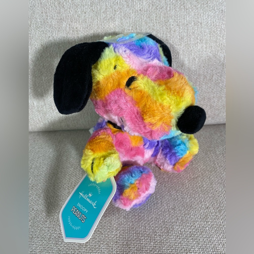 New - Hallmark Rainbow Tie-Dye Snoopy